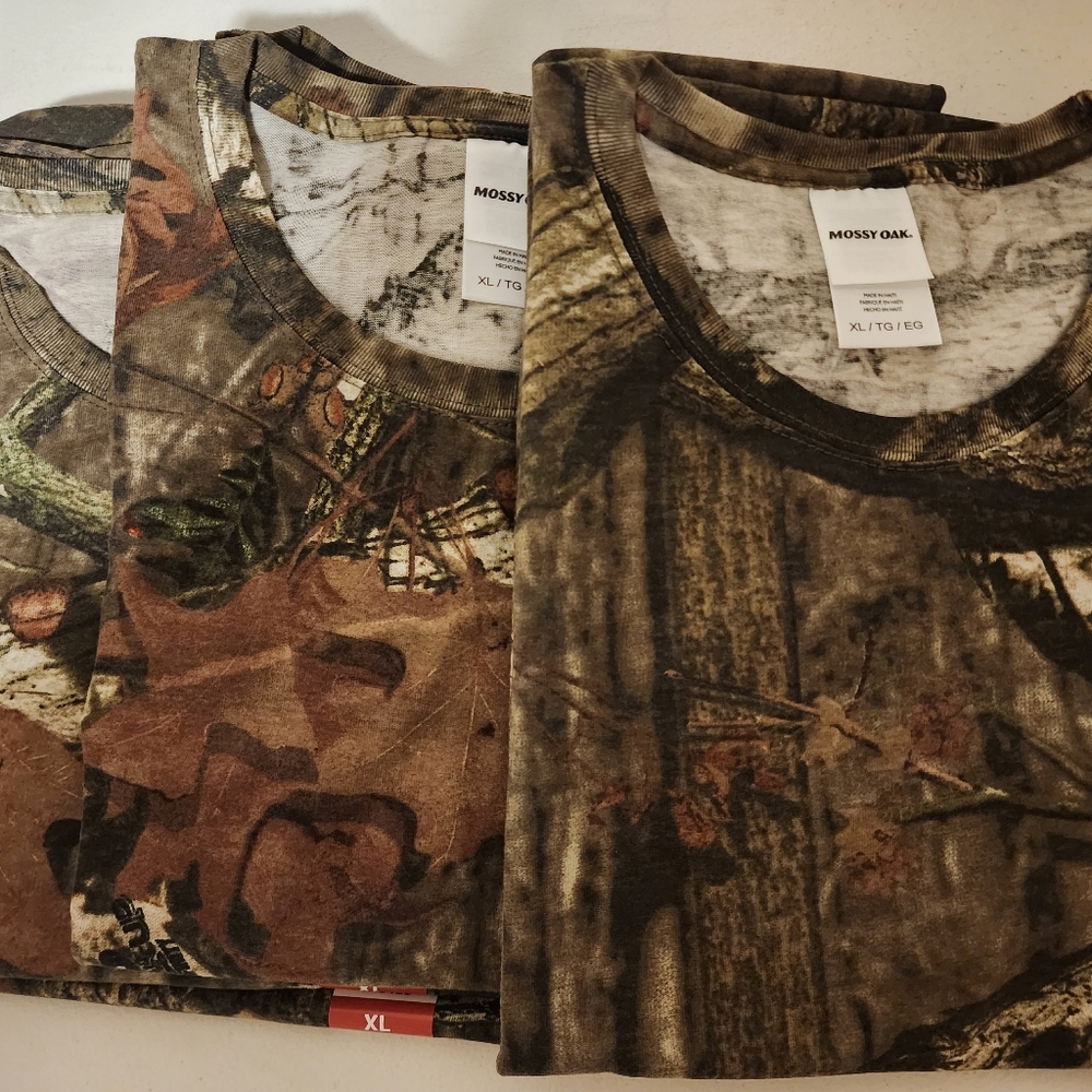 Lot of 6 - Mossy Oak Camo Print T-Shirts In XL Size